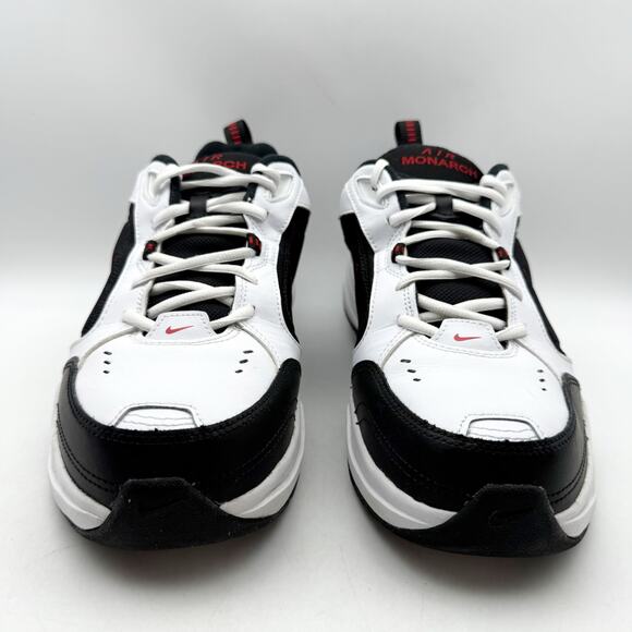 Athletic_Shoes